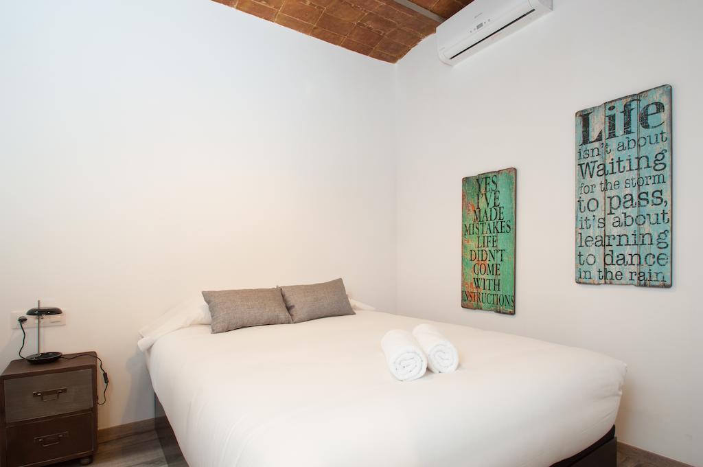 Poble Nou Design Apartment Barcelona Luaran gambar